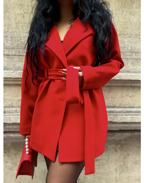 Kadın Önü Düğmeli Astarlı Kısa Kaşe Kaban