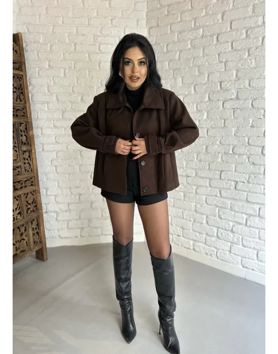 Kadın Pile Detaylı Astarlı Kısa Kaşe Kaban