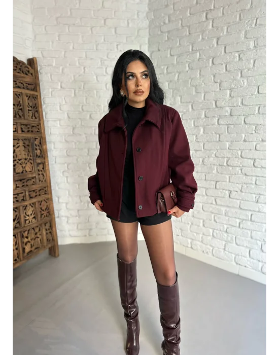 Kadın Pile Detaylı Astarlı Kısa Kaşe Kaban