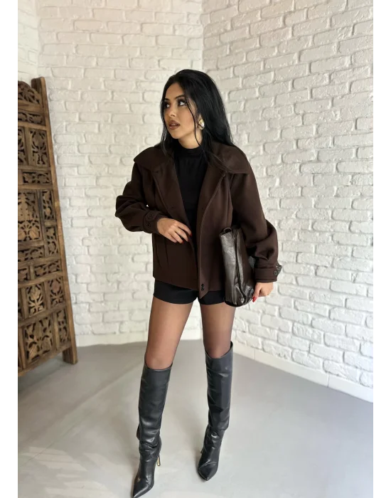 Kadın Pile Detaylı Astarlı Kısa Kaşe Kaban