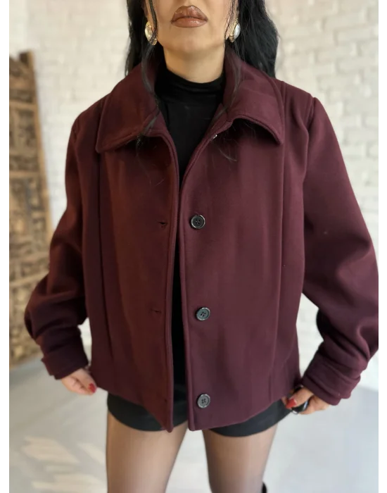 Kadın Pile Detaylı Astarlı Kısa Kaşe Kaban