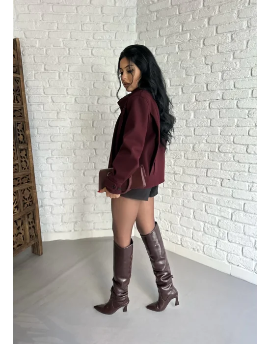 Kadın Pile Detaylı Astarlı Kısa Kaşe Kaban