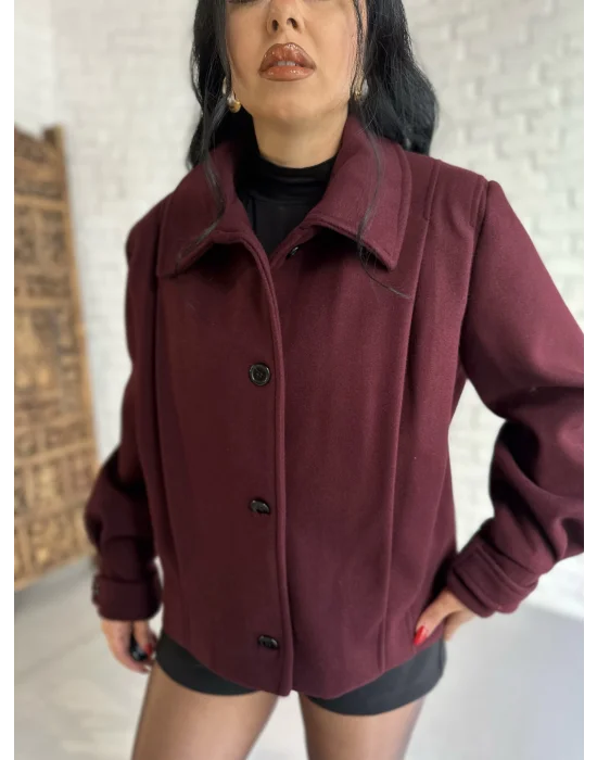 Kadın Pile Detaylı Astarlı Kısa Kaşe Kaban