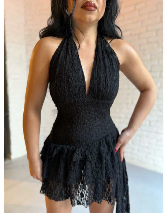 Kadın Pileli Boyundan Düğmeli İçi Şortlu Mini Dantel Elbise