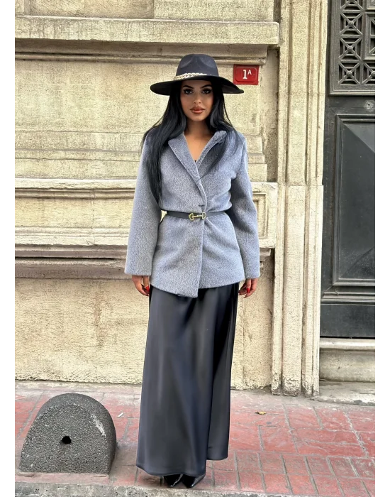 Kadın Tay Tüylü Astarlı Kemerli Blazer Ceket