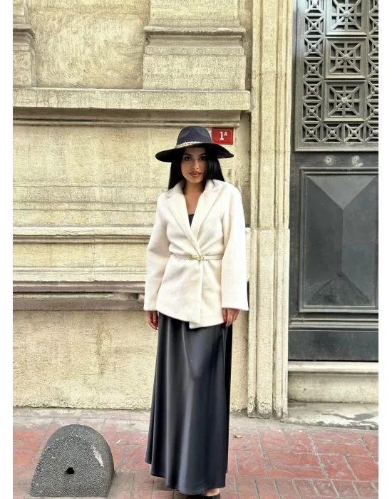 Kadın Tay Tüylü Astarlı Kemerli Blazer Ceket