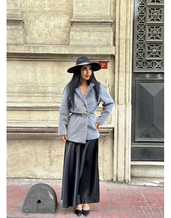 Kadın Tay Tüylü Astarlı Kemerli Blazer Ceket
