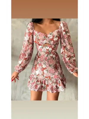 Kadın Göğüs Pencere Detay Çiçekli Elbise