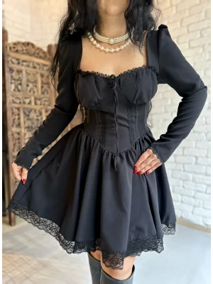 Dantel Detaylı Korse Görünümlü Pileli Mini Elbise