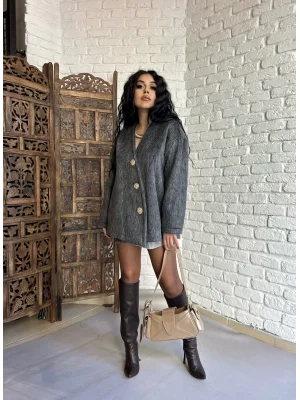 Kadın Gold Düğme Detaylı Astarlı Keçe Ceket