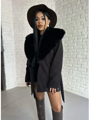 Kadın Kürk Yaka Astarlı Kaşe Kaban