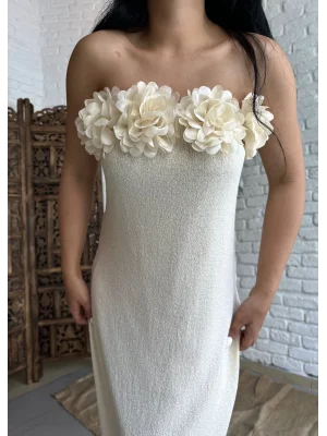 Kadın Yakası Çiçekli Örme Tasarım Elbise