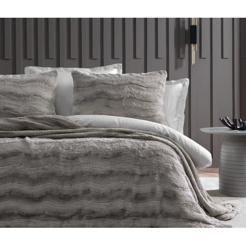 Liza Kürk Yatak Örtüsü Seti, Çift Kişilik