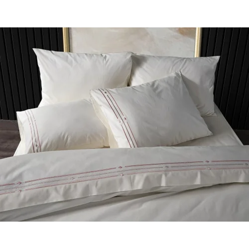 Zelda Nakışlı Nevresim Takımı Çift Kişilik - Pudra