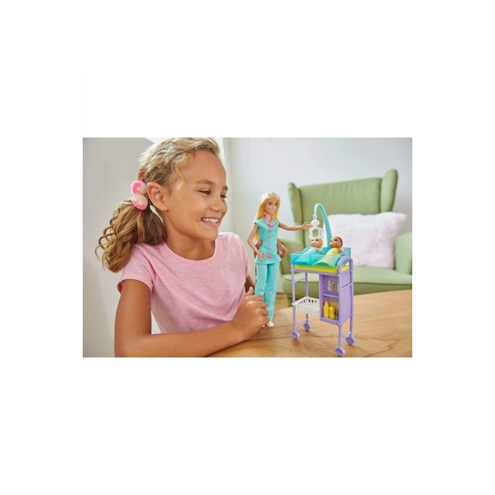 Bebek Bakıcısı Doktoru Hemşire Meslekleri