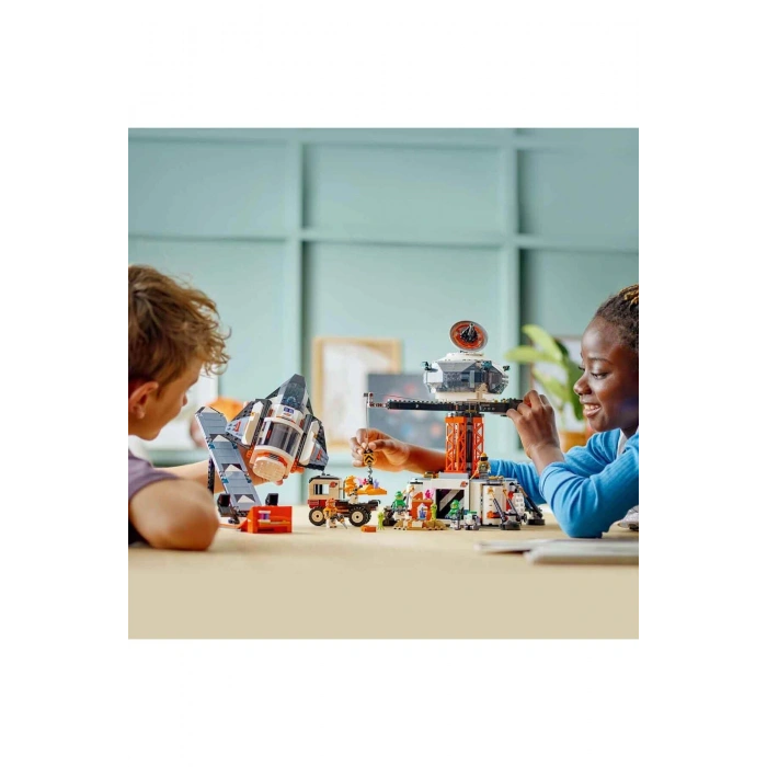 City Uzay Üssü ve Roket Fırlatma Rampası 60434 - 8 Yaş ve Üzeri Çocuklar için Uzay Me