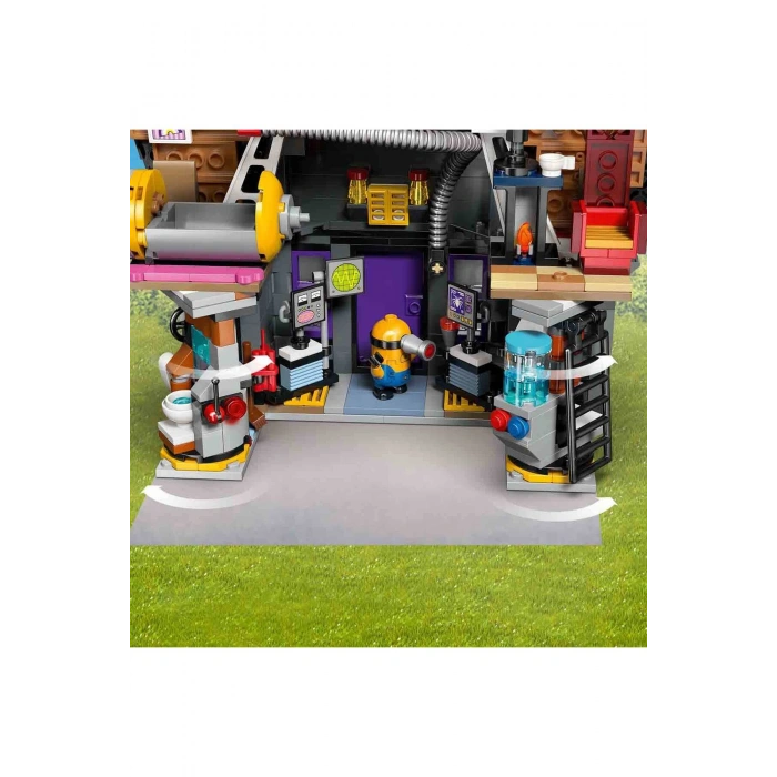 Despicable Me 4 Minyonlar ve Grunun Aile Köşkü 75583 – 8 Yaş ve Üzeri Çocuklar İçin