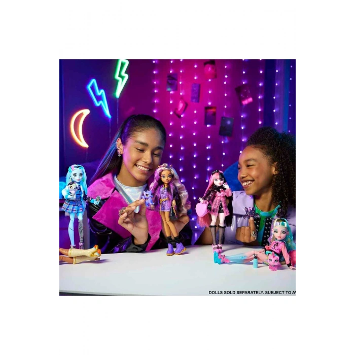 Ana Karakter Bebekler HRP64 - Draculaura