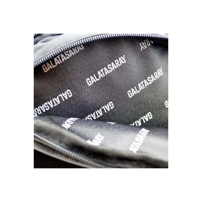 Galatasaray Kırmızı Şerit Üç Gözlü Okul Çantası Siyah / 24539