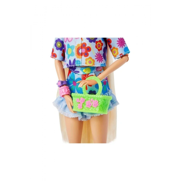 Barbie Extra Mavi Etekli Bebek