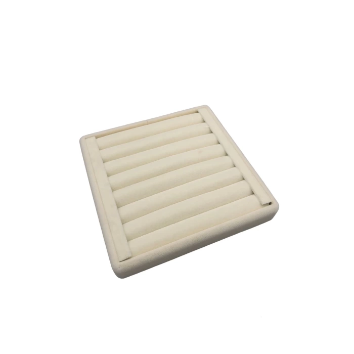 Yerli Üretim Süet Kumaş Krem Renk 15 Cm / 15 Cm Yüzük Sergileme Standı