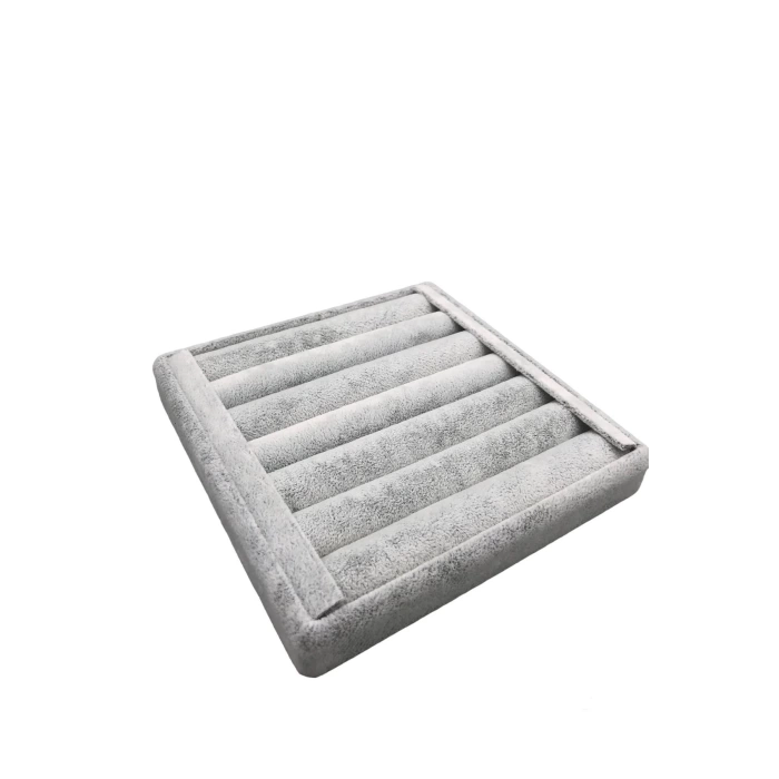 Yerli Üretim Süet Kumaş Gri Renk 15 cm / 15 cm Yüzük Sergileme Standı