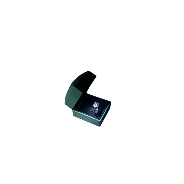 Flok Yeşil Renk 5x5 Cm Işıklı Tırnaklı Yüzük Kutusu