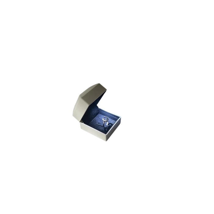 Flok Beyaz Renk 5x5 Cm Işıklı Yüzük Kutusu