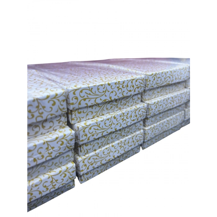 Karton Süngerli Beyaz Gold Çizgili Renk 8/6 cm 48 Adet Üçlü Set Takı Kutusu