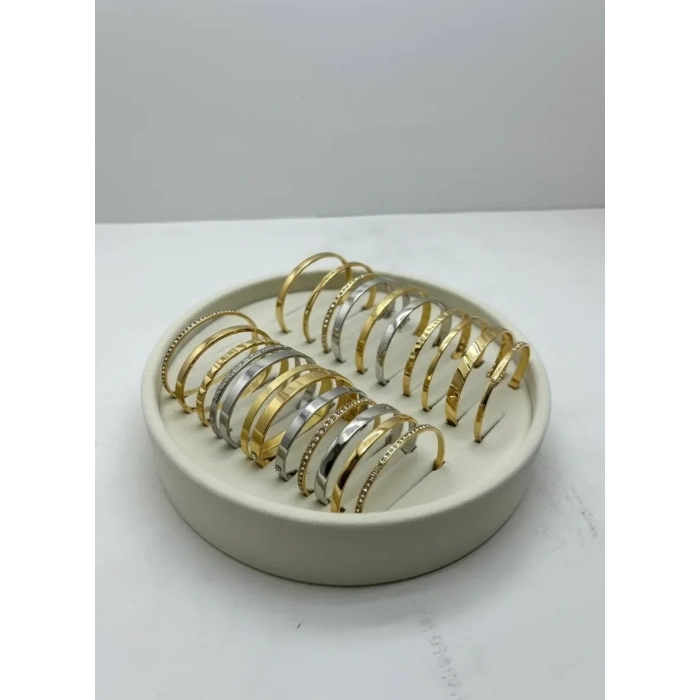 Süet Kumaş Krem Renk 20x20 Cm Yuvarlak Batırmalı Bileklik Kelepçe Tablası