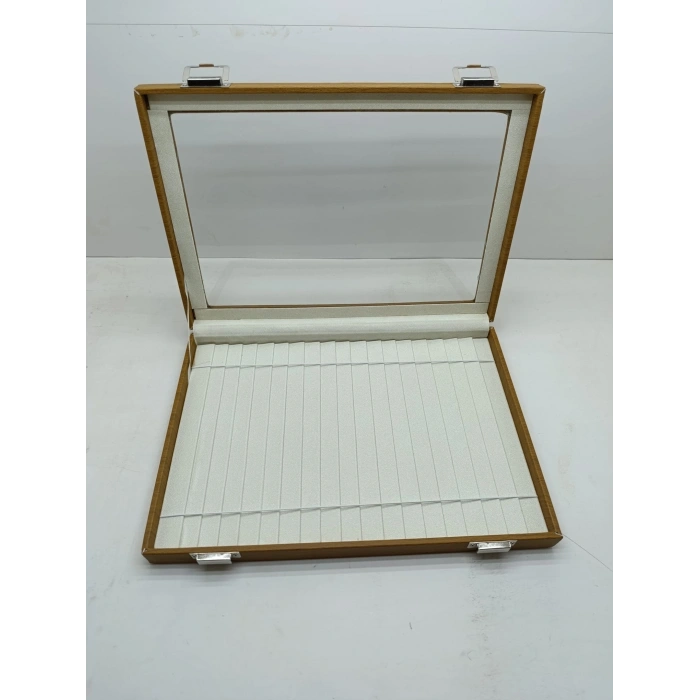 Cam Kapaklı Deri Kumaş Kahve-Beyaz Renk 34 cm / 24 cm Bileklik Sergileme Standı