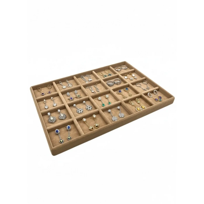 Üsküp Model Süet Kumaş Sütlü Kahve Renkli 34/24 cm 20 Bölmeli Takı Sergileme Tablası