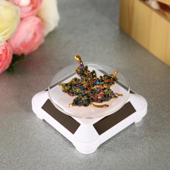 360 Derece Güneş Enerjili Beyaz Renk Vitrin Standı