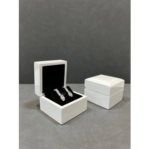 Ahşap Beyaz Renk 5x5 Cm Küpe Kutusu