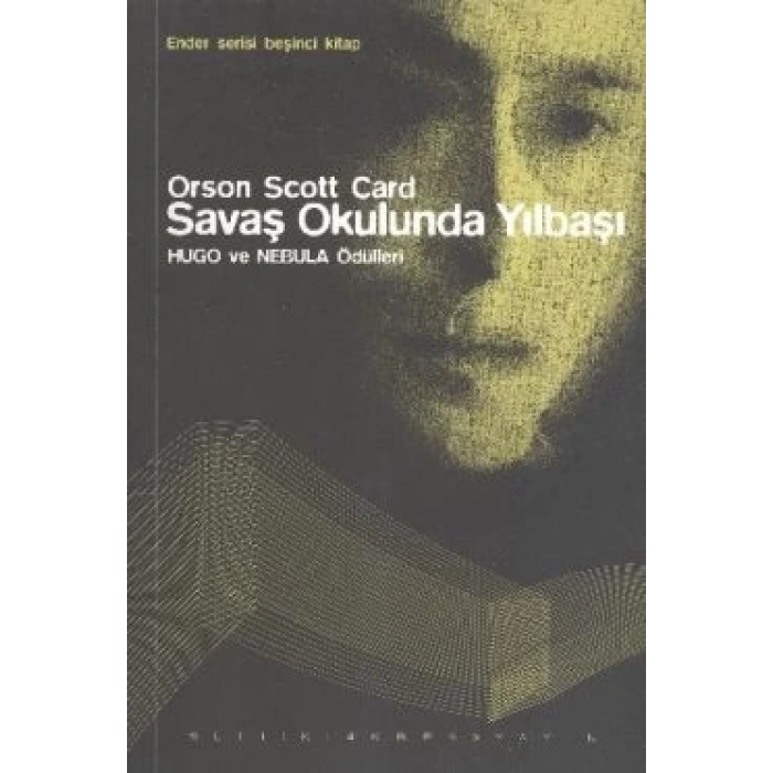 Ender Serisi Beşinci Kitap - Savaş Okulunda Yılbaşı