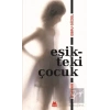 Eşikteki Çocuk