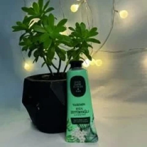 Yasemin Doğal Zeytinyağlı El ve Vücut Kremi 50 ml