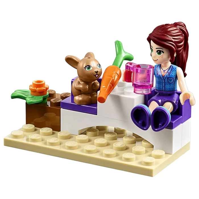 Lego Juniors Mia Food Market 10749