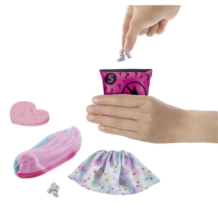 Barbie  Renk Değiştiren Sürpriz Barbie Bebekler Seri 1