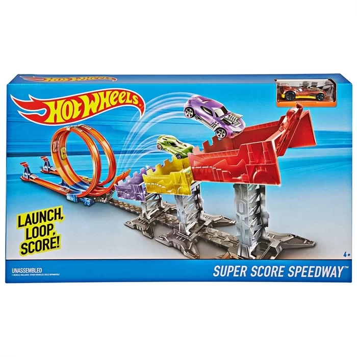 Hot Wheels 3 Kademeli Atlayış Yarış Seti