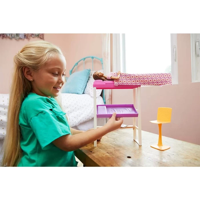 Barbie Bebek Ve Çalışma Odası Oyun Seti FXG52