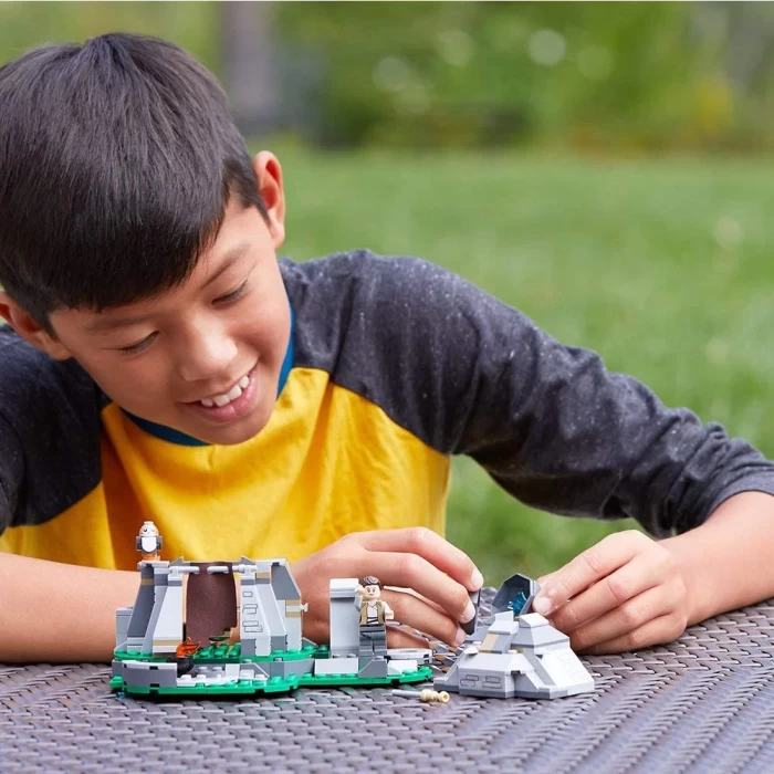 Lego Star Wars Ahch-To Training 75200