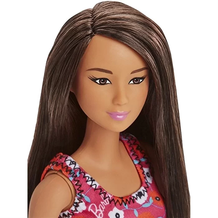 Şık Barbie Bebek DVX90