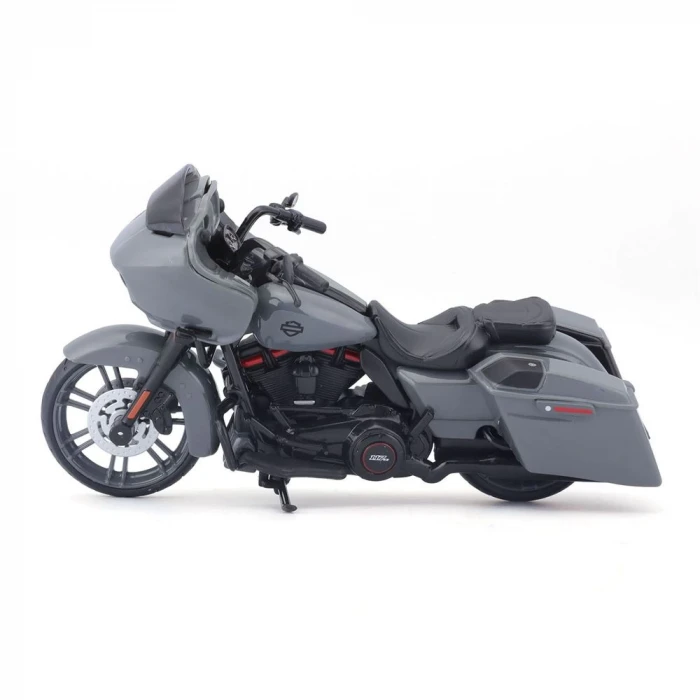 1:18 2018 Harley-Davidson CVO Road Glide Model Motor Seri 40