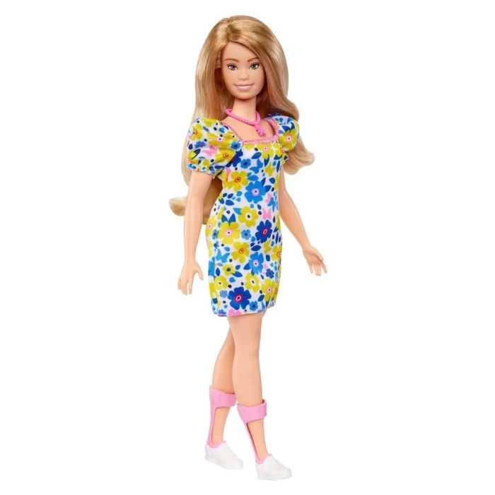 Barbie Büyüleyici Parti Bebekleri HJT05