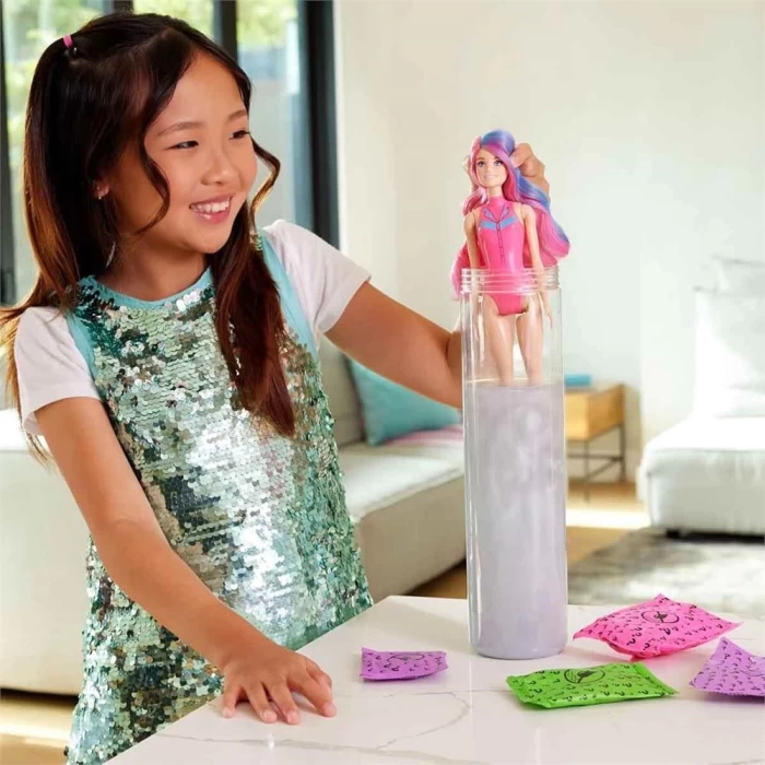 Barbie Color Reveal Renk Değiştiren Disco Star Serisi Sürpriz Pak
