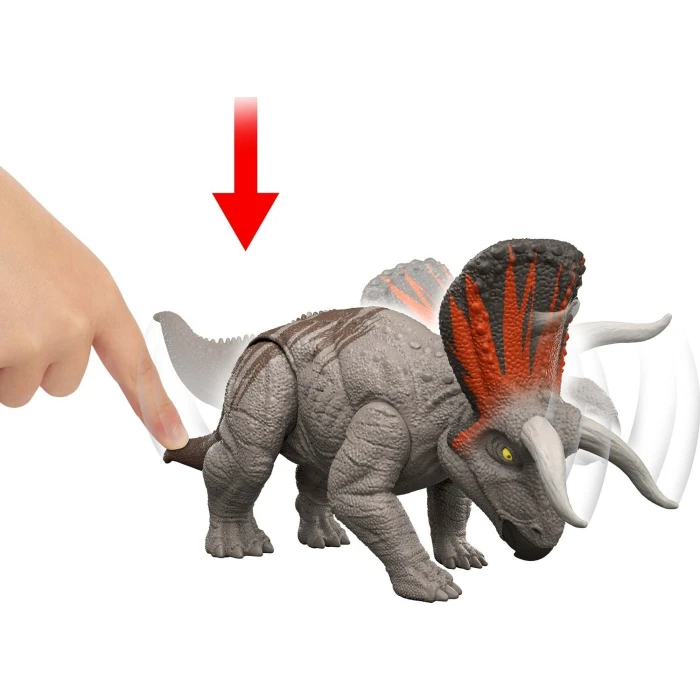 Jurassic World Zuniceratops Strike Action-JGB79