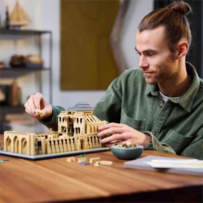 LEGO Architecture Notre-Dame Katedrali 21061