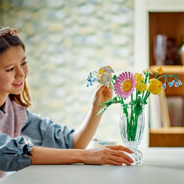 LEGO Botanicals Küçük Sarı Buket 10347
