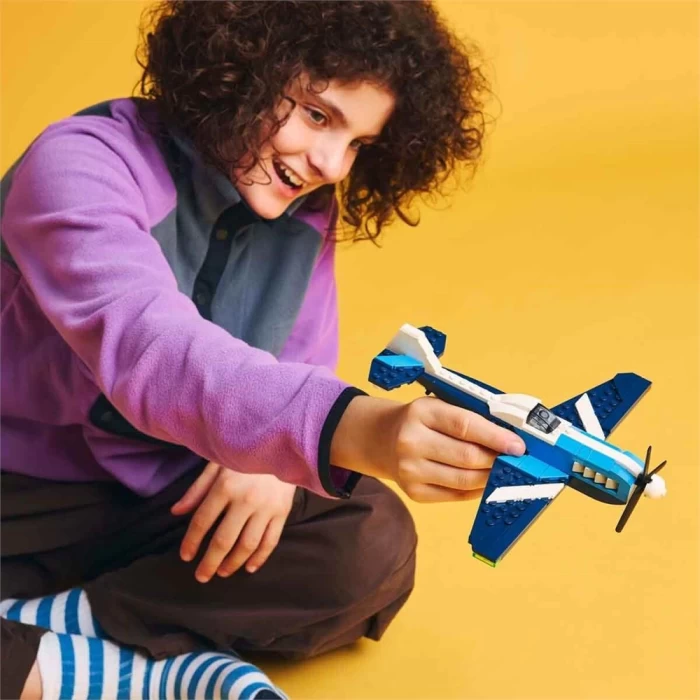 LEGO Creator Yarış Uçağı 31160
